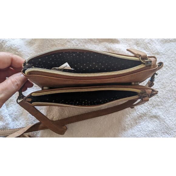 Vegan Leather Light Brown Small Crossbody Purse Zip Closure Adjustable Strap Y2K - Picture 2 of 11